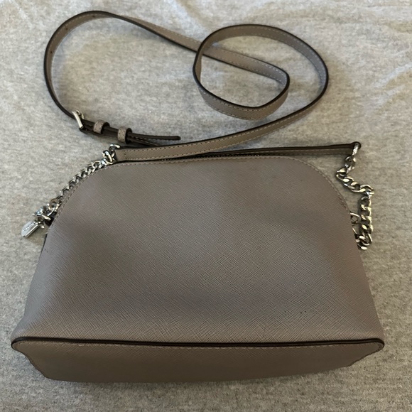 Michael Kors Dome Jet Set purse - Picture 2 of 3